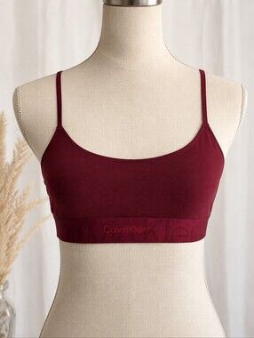 CALVIN KLEIN BURGUNDY TOP SIZE SMALL